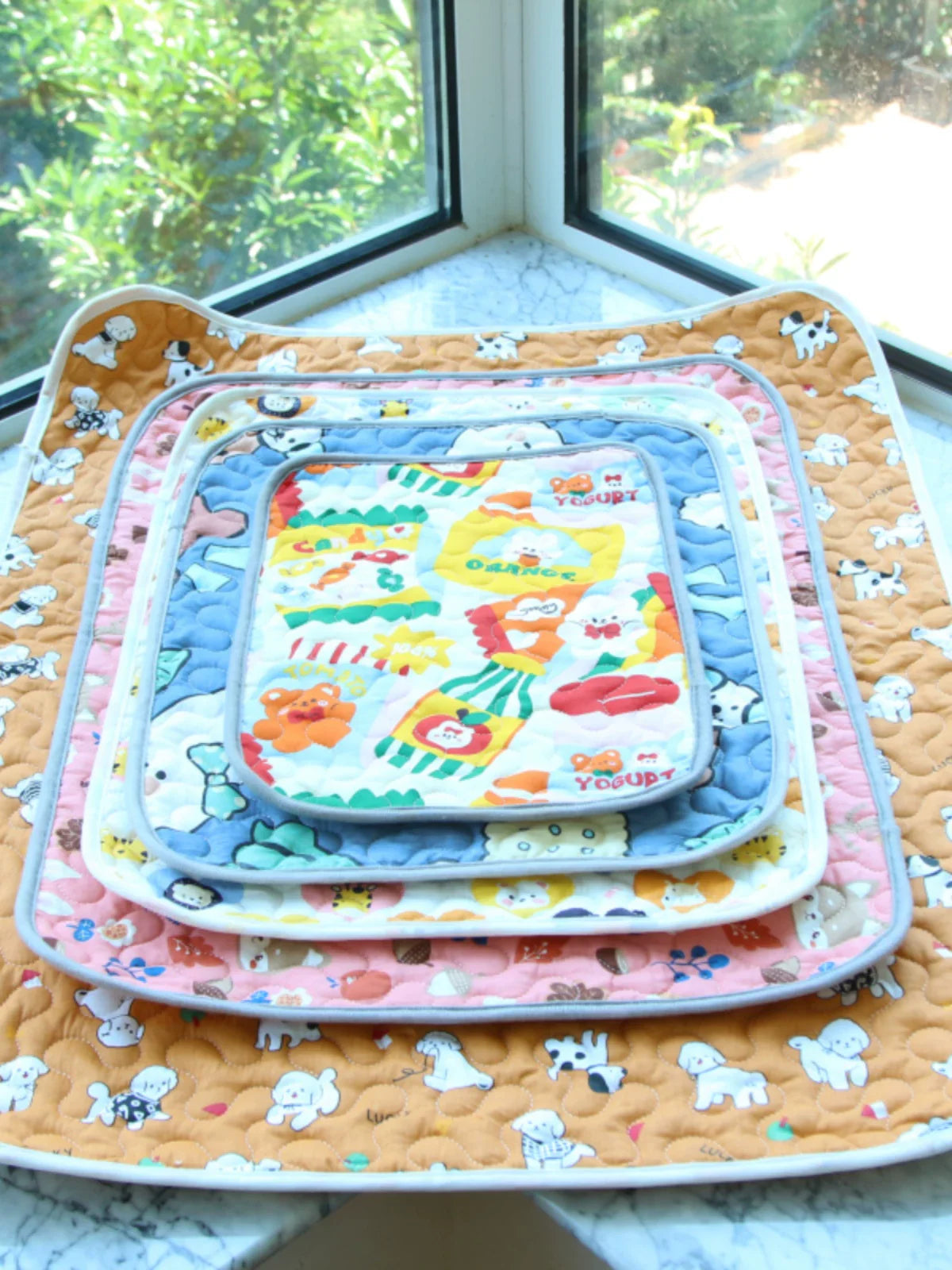 Dirfact | All Season Cotton Pet Sleeping Mat for Dogs and Cats Indoor Use