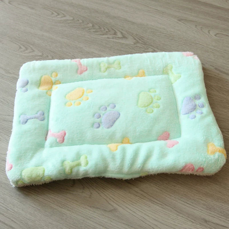Dirfact | Warm Flannel Pet Sleeping Mat for Dogs and Cats Indoor Use