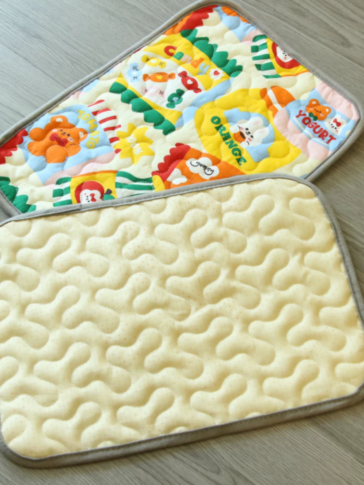 Dirfact | All Season Cotton Pet Sleeping Mat for Dogs and Cats Indoor Use